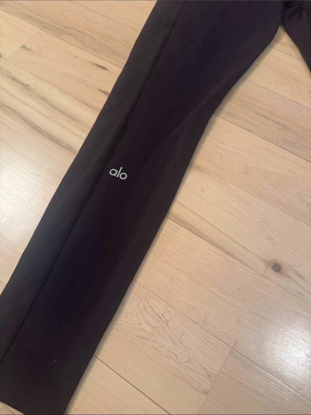 Alo Yoga-High Waist Black Leggings-XS - Picture 2 of 6